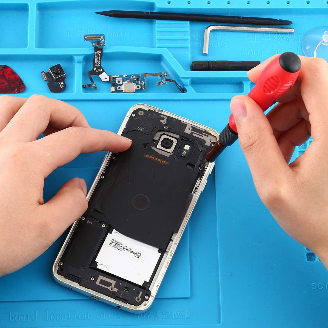 32-in-1 CRV Steel Mobile Phone Disassembly Repair Tool Multi-function Combination Screwd ... (Red)
