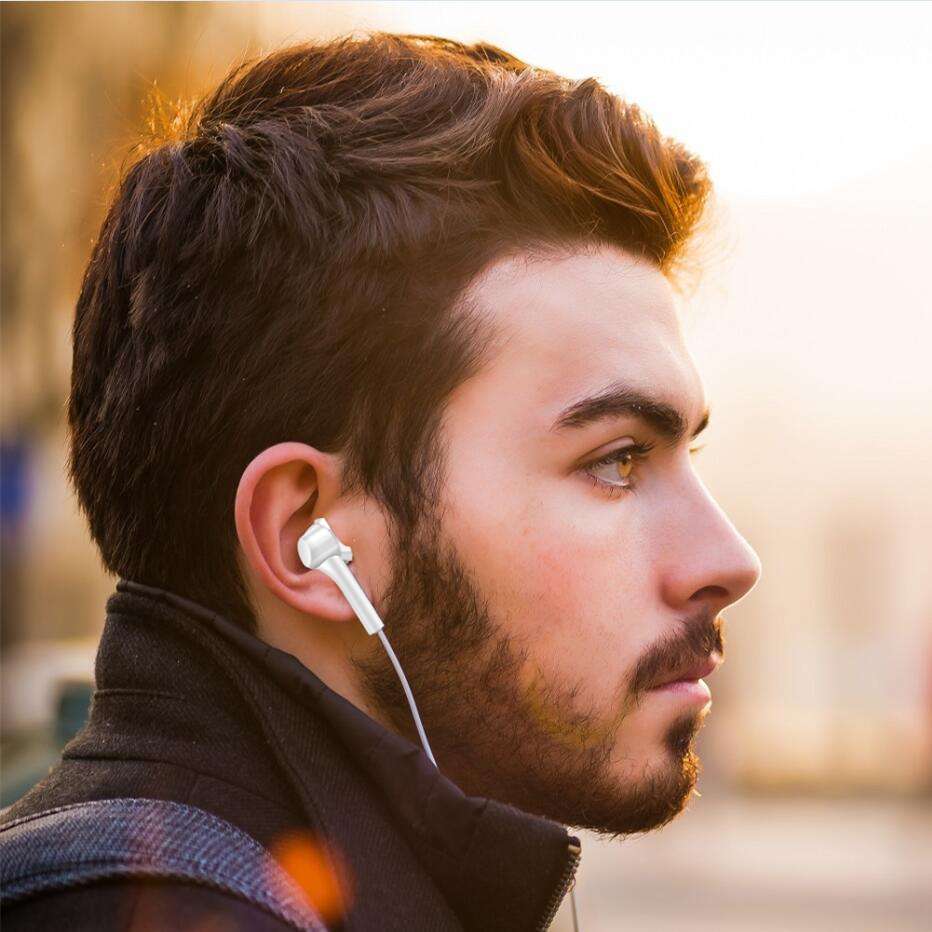 PTM P7 Stereo Wire-controlled Earphone with Microphone, Cable Length: 1.2m(White)