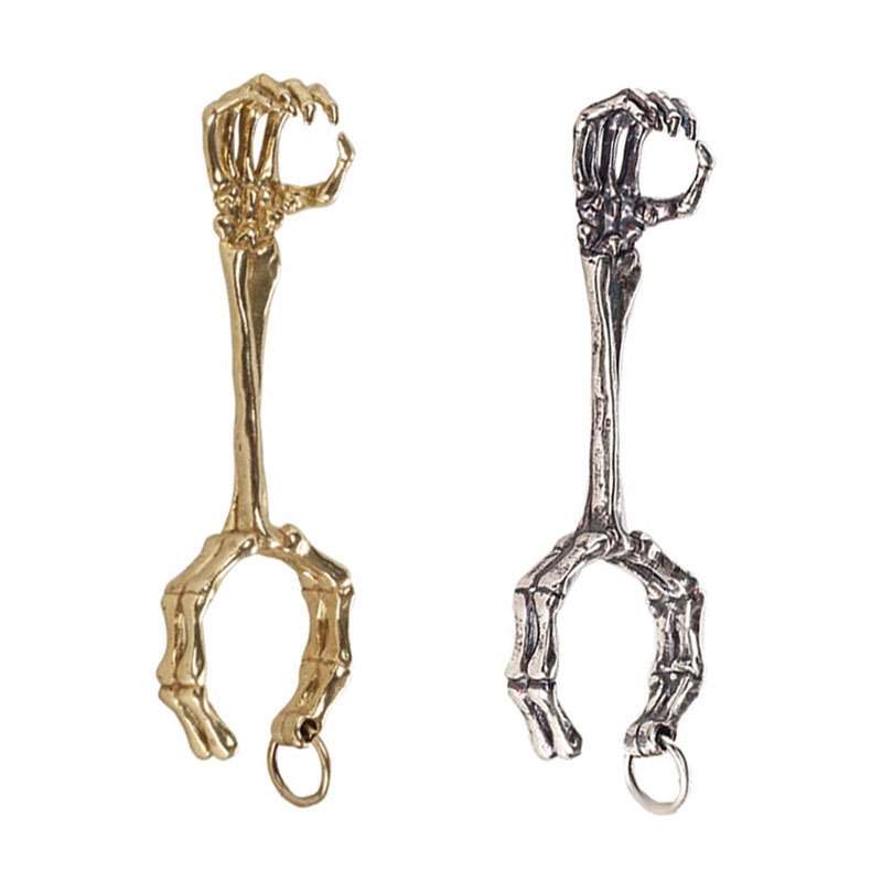 Skull Hand Game Cigarette Clip Electroplating Ring(Silver Plating)