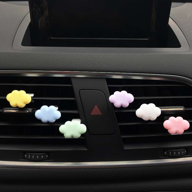 Resin Cartoon Cloud Car Air Outlet Decorative Clip(Random Color Delivery)