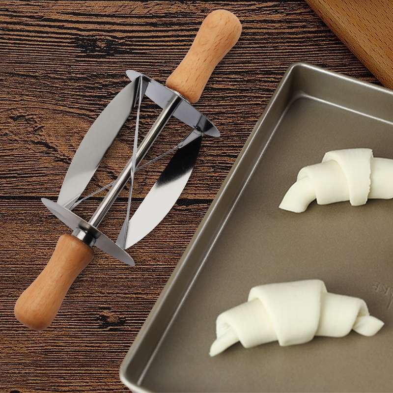 Croissant Tool Roller Stainless Steel Croissant Cutlery Croissant Knife(Silver)