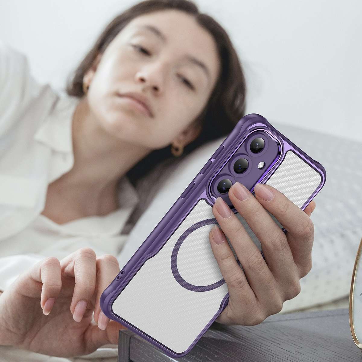 For Samsung Galaxy S24 FE 5G Carbon Fiber Texture MagSafe Translucent Phone Case(Purple)