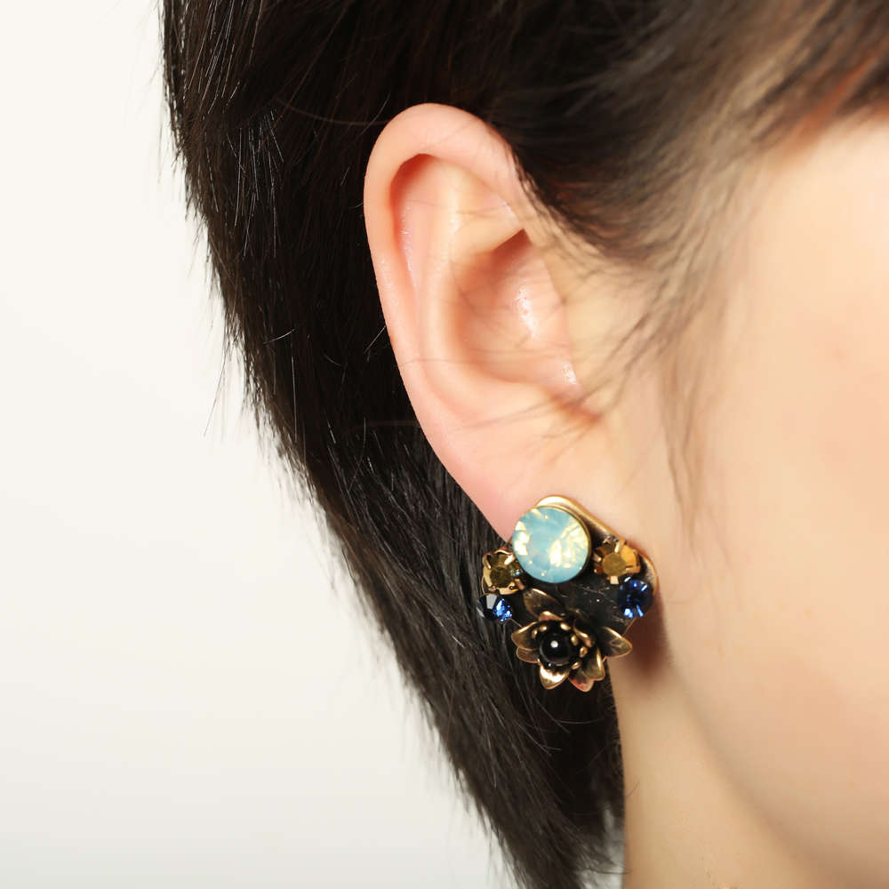 JASSY Vintage Stereoscopic Flower Stud Earrings Antique