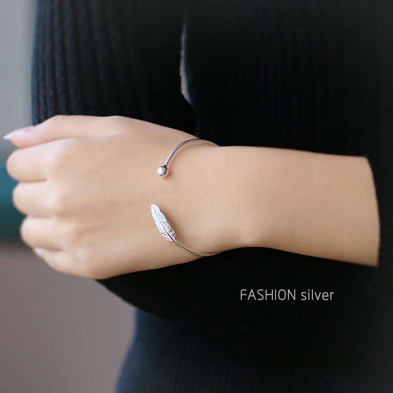 Elegant 925 Sterling Silver Cuff Bracelets Trendy Feather Adjustable Bracelet Jewelry for Women -