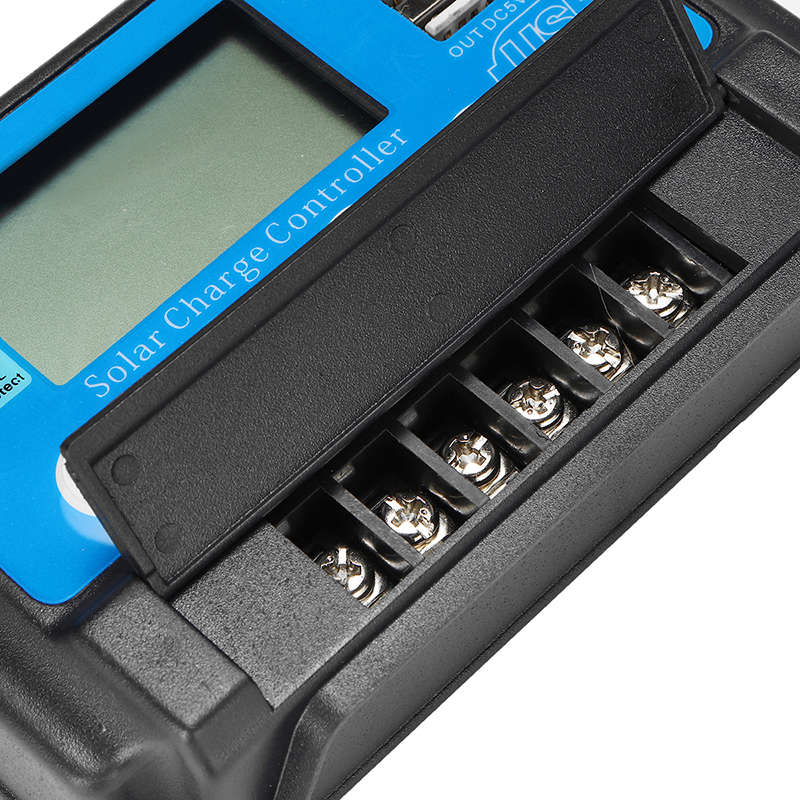 PWM 60A 12/24V Auto Adapt LCD Solar Charge Controller Battery Regulator Adjustable Parameter