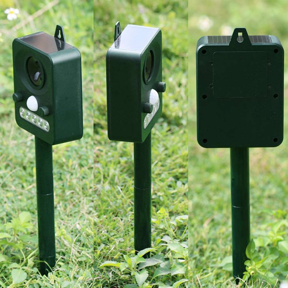 Solar Ultrasonic Animal Repeller Bird Dog Cat Repellent PIR Signal LED Strobe Light for Garden Yard