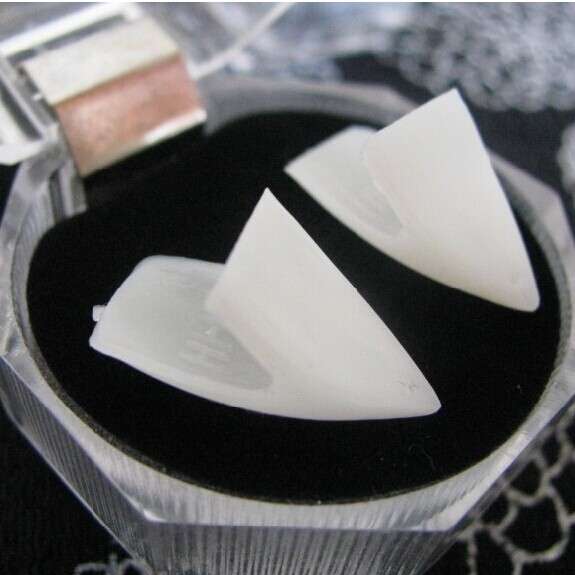 2PCS Small Size Halloween Decoration Vampire Tooth Horror False Teeth