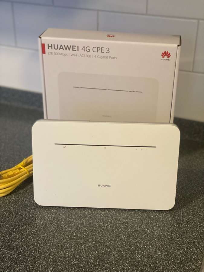 Latest Huawei B535-932a - 4G CPE 3 - (It take a SIM CARD) up 64 users