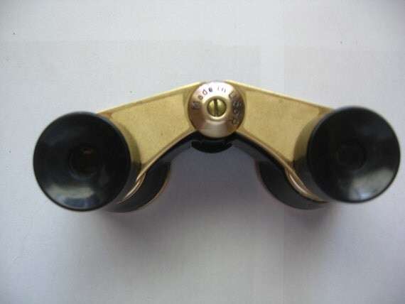 Vintage Soviet Russian opera binoculas in original leather case - black