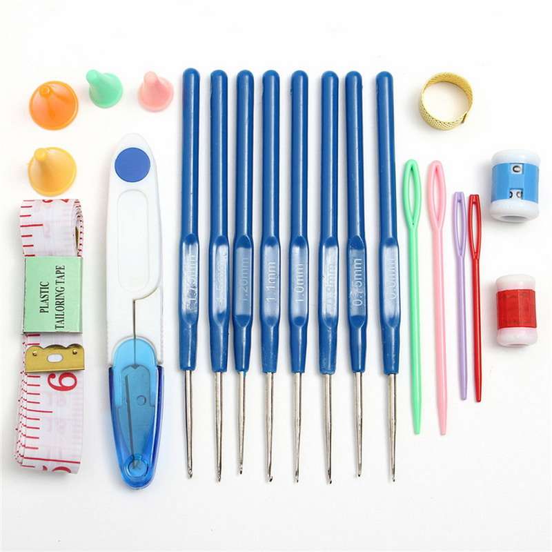 1 Set Crochet Hooks Needles Stitches Knitting Craft Case Crochet Set in Case Yarn Hook DIY Crafts Ho
