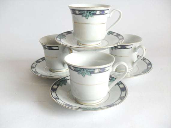 Vintage Chinese espresso coffee cups with saucers - Set of 4