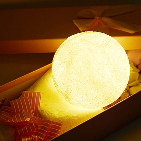 13CM 3D Moon Lamp USB LED Color Changing Night Light Table Desk Lamp