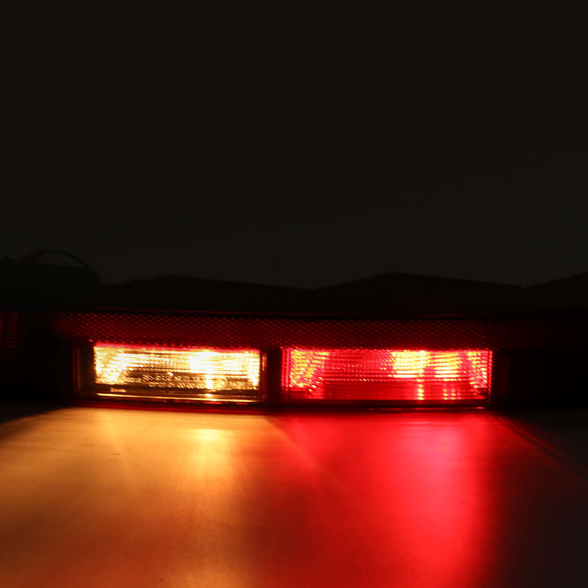 For Audi Q5 2018-2021 Rh Right Side Rear Bumper Reflector Fog Brake Lights