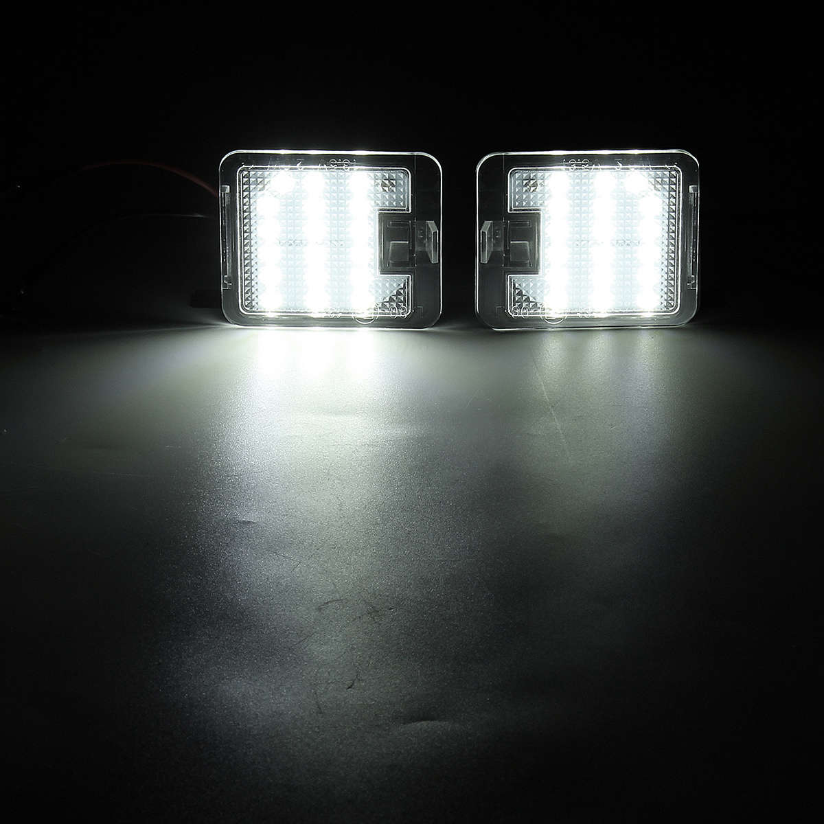 Pair LED Puddle Light Rearview Mirror Under Lamp White/Red/Blue For Ford Focus Mondeo K (Color1 Red)