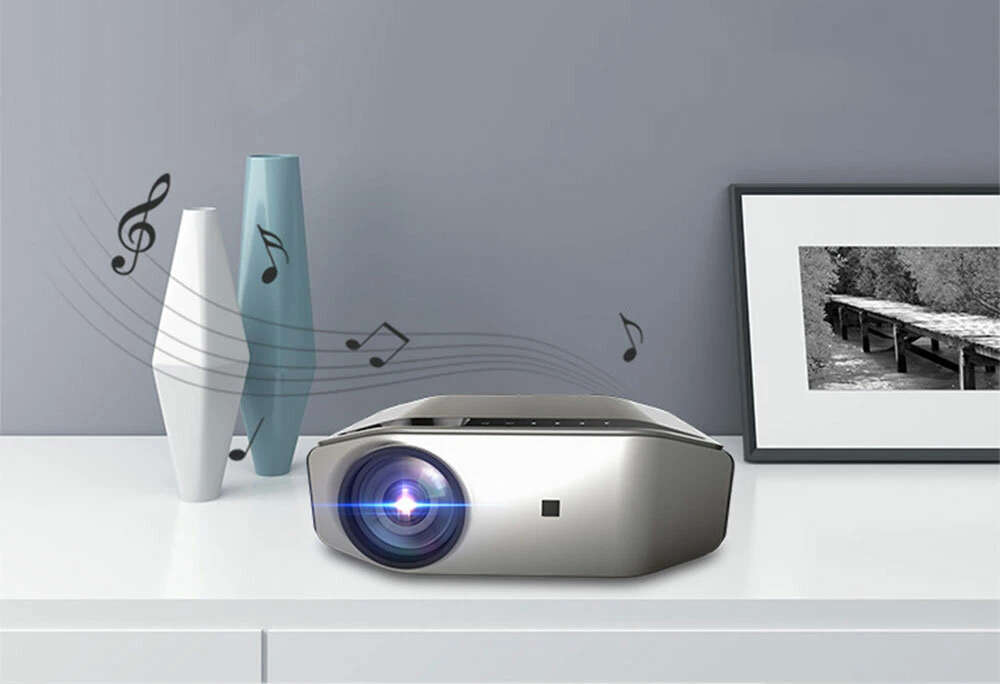 YG620 LED Projector 1920x 1080P Video 6500 Lumens Full HD Projector