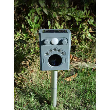 HC-22 Ultrasonic Solar Animal Repeller IP65 Waterproof Mole Snake Mouse Repellent Outdoor Pest Roden