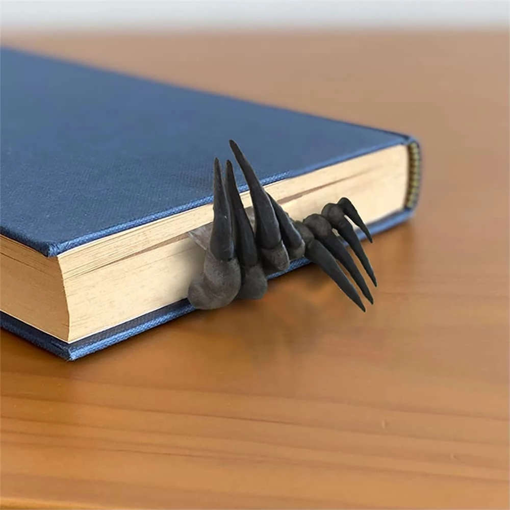 1pc Thriller Devil's Hand Bookmark Unique Funny Halloween Bookmark Gifts Resin