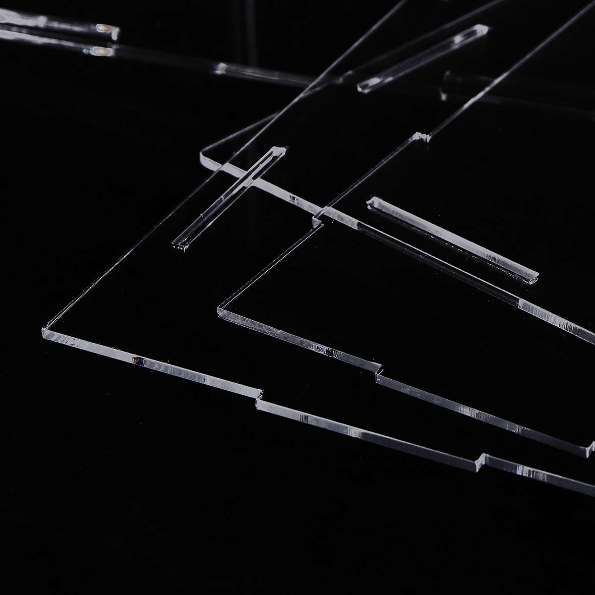 10/20/30cm Acrylic Display Case Box Dustproof Self-Assembly Model Prot (Size 20cm Color Transparent)