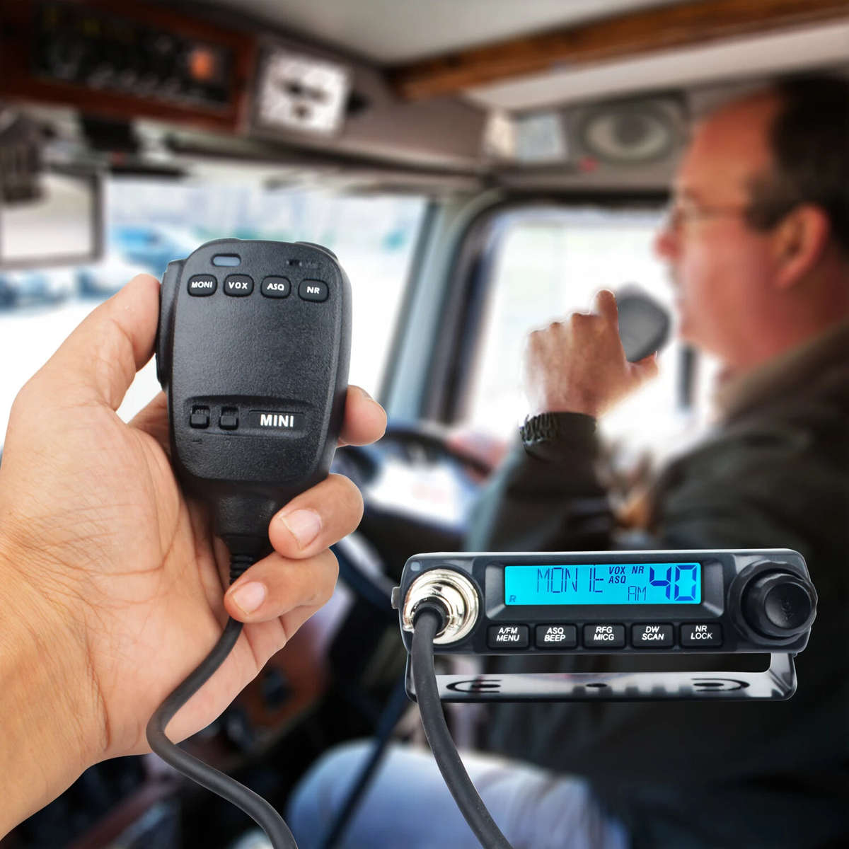 Black - TYT CB Mini Radio 27MHz Mobile Transceiver 40 Channels FM AM Modulation 4W Compact European