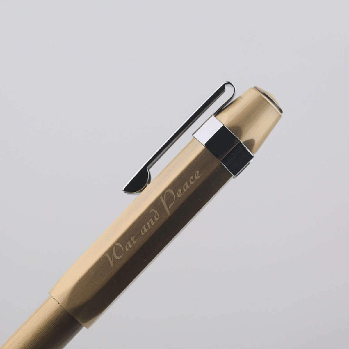 Metal Fountain Pen Short Smooth Calligraphy Writing Pen Ink Gel Pen with Iron Case Gift for Students