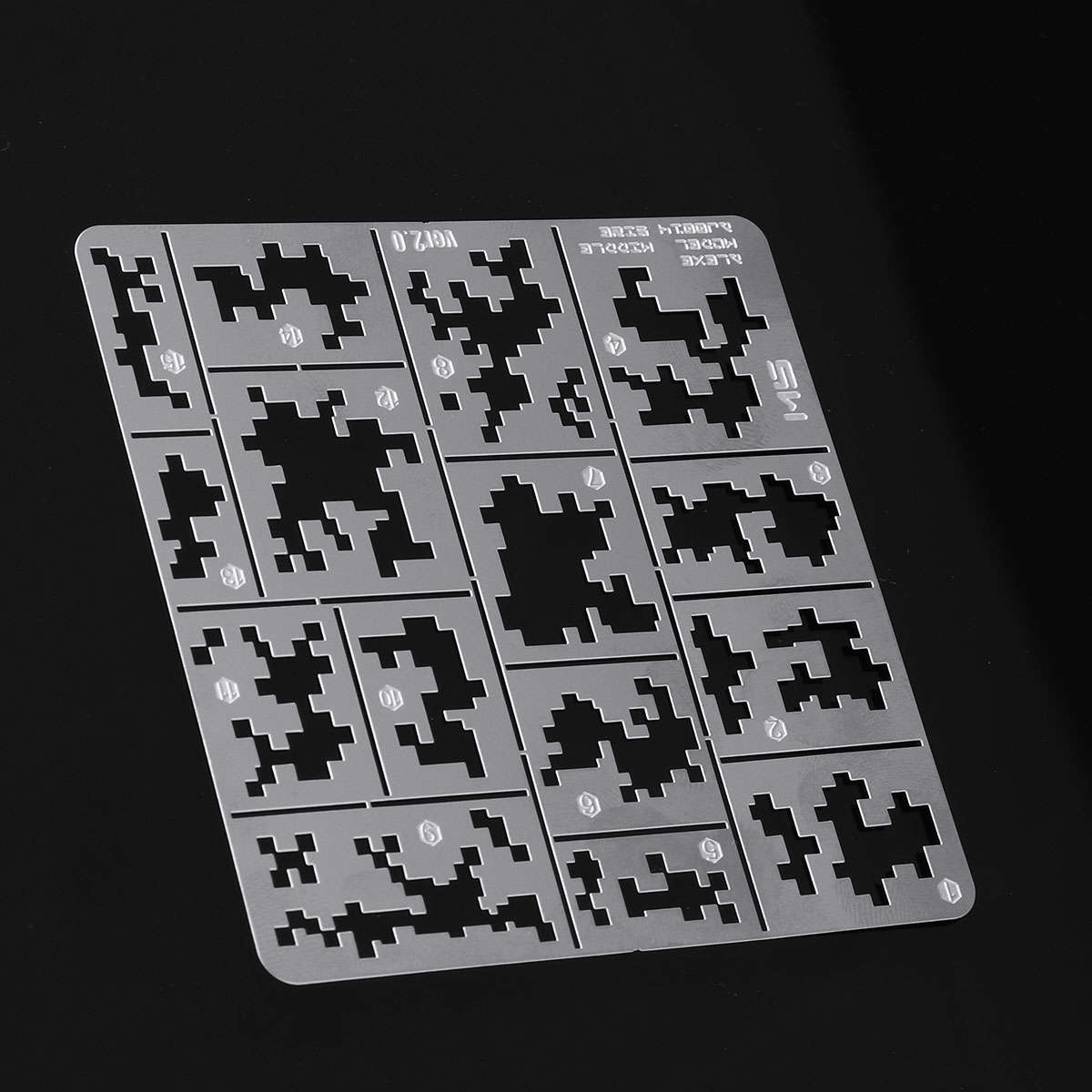 1/35 Stainless Steel AFV Digital Camo Spray Template Stenciling Leakage Spray Mould