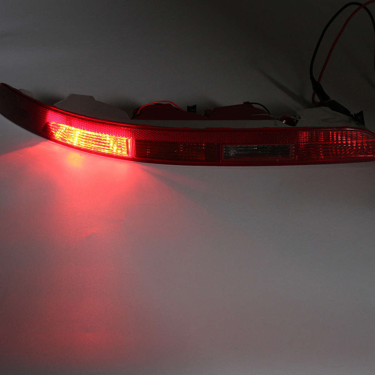 Car Rear Bumper Tail Light Cover with Lamp Left Side for Audi Q5 2.0T 2009-