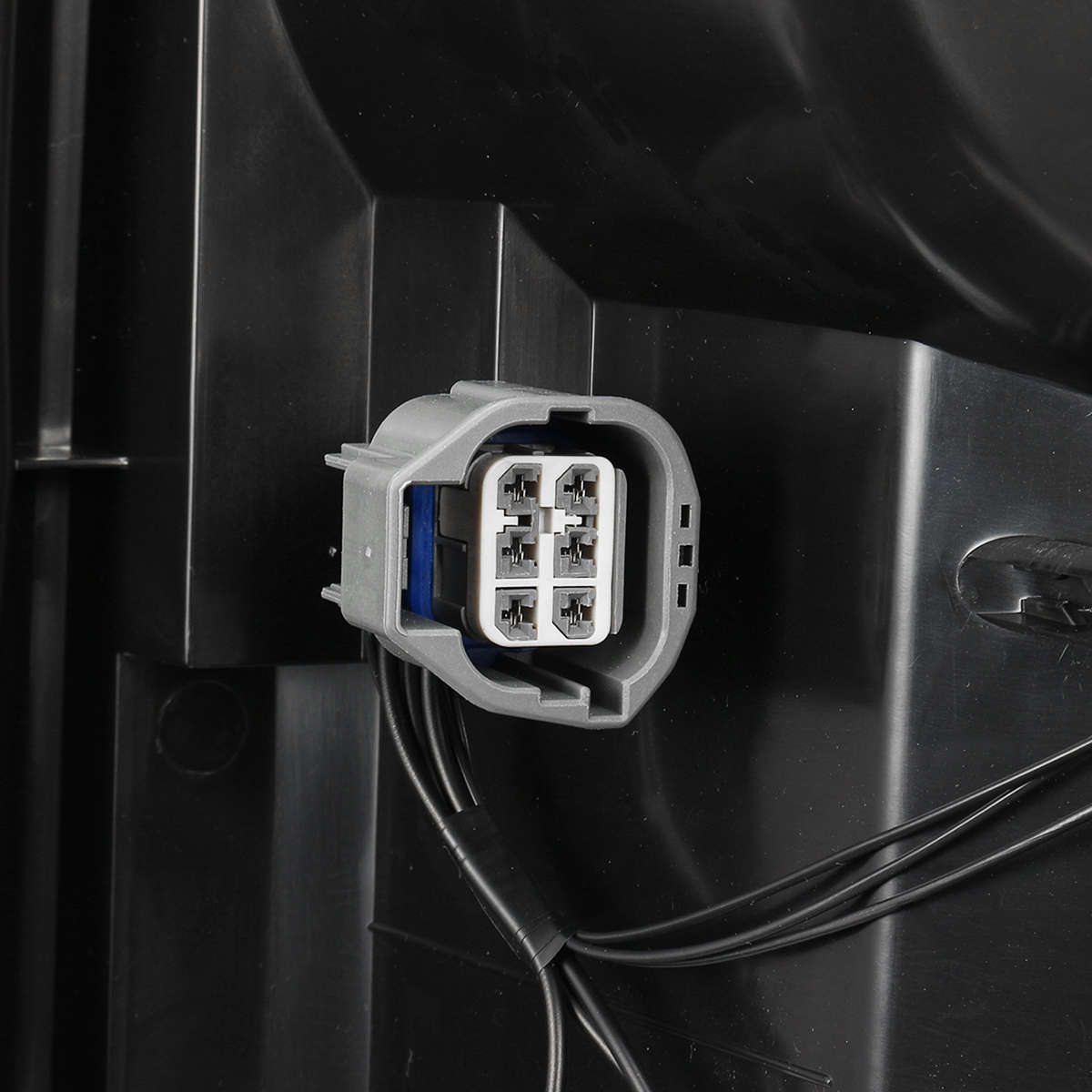 Car Rear LED Tail Light Brake Lamp with Bulb Left/Right for LAND ROVER DISCOVERY 3 & 4 2004-2016