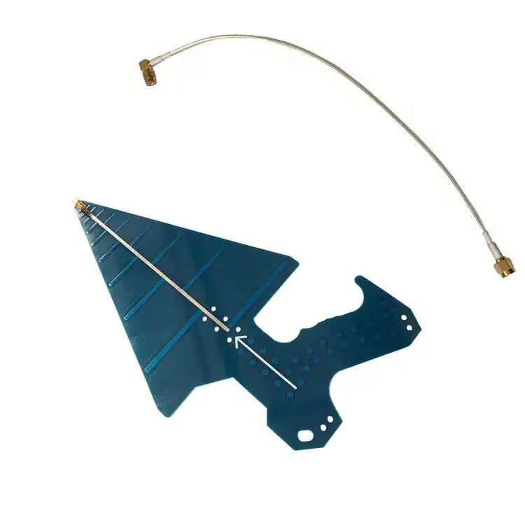 Blue - Directional Antenna 0.6-10GHz Logarithmic Periodic Antenna Analysis and Positioning EMC Anten