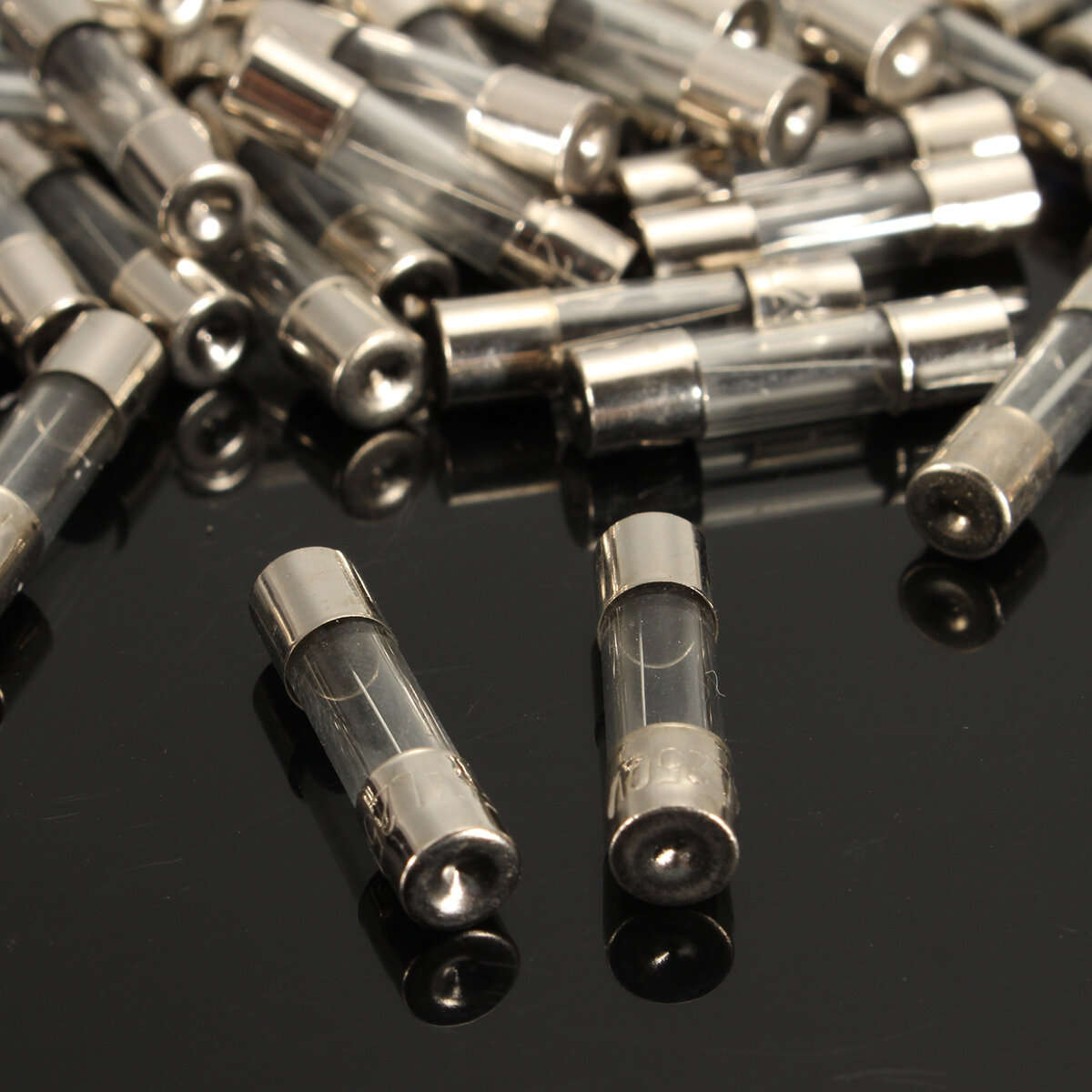 DANIU 100Pcs 5x20mm 0.2A-20A Quick Blow Glass Tube Fuse Assorted Kit Fast-blow Glass Fuses