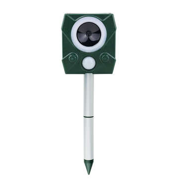 Ultrasonic Animal Control Flashing Repeller Repellent Outdoor Garden Home