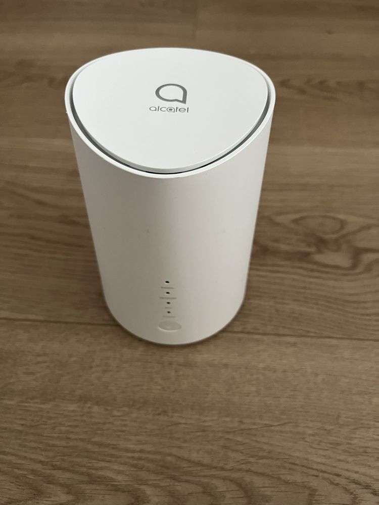 Alcatel HH72V1 (It take a SIM CARD)