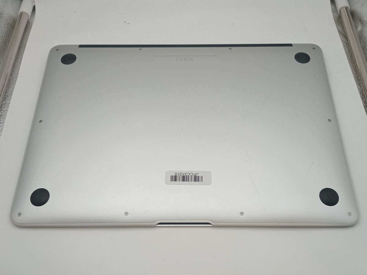 Apple MacBook Air 13-Inch, A1466 2017 i5 Dual Core