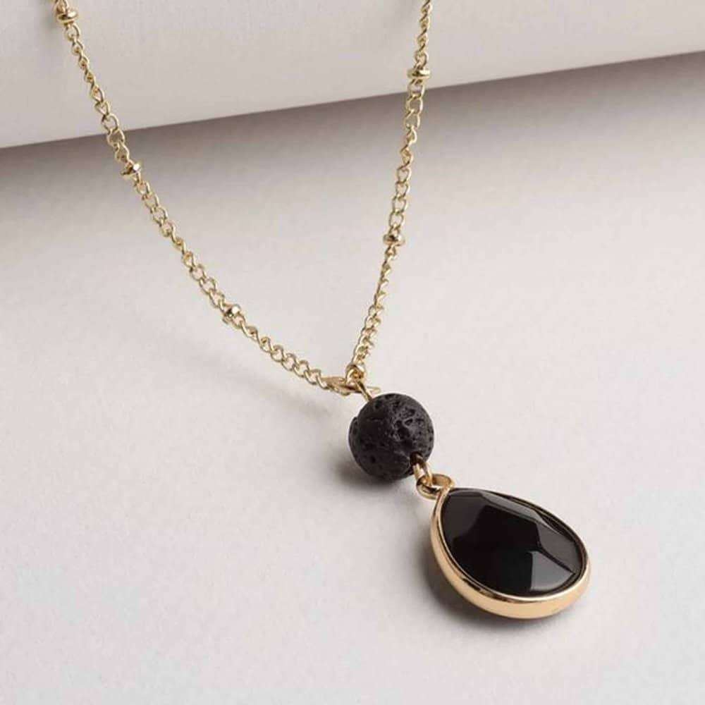 Killer Deals Aromatherapy Essential Oil Diffuser Onyx Glass Bead Necklace