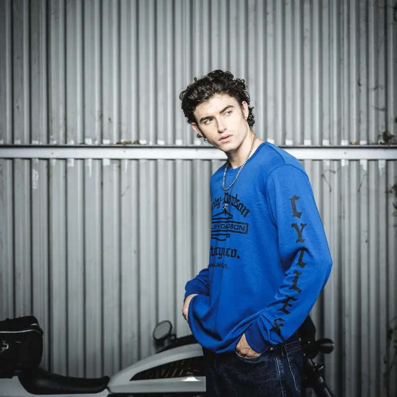 Men's Old English Stacked Bar & Shield Tee - Surf the Web - S