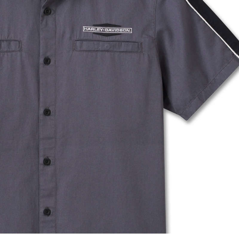 Stacked Bar & Shield Short Sleeve Shirt - M