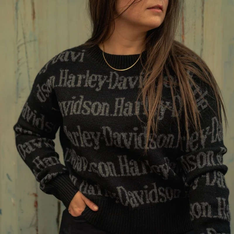 Women's Repeat Print Sweater - L