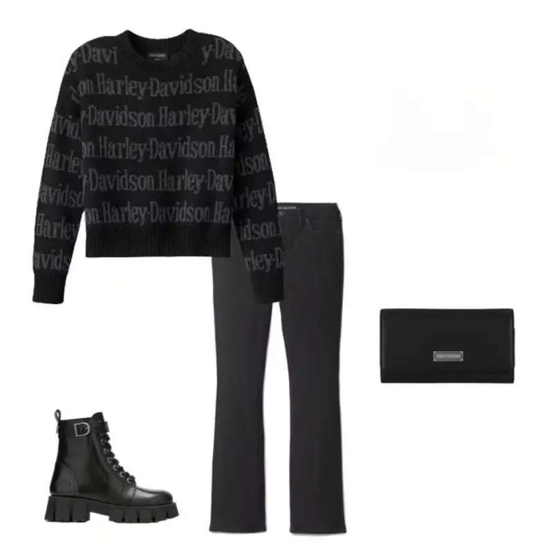 Women's Repeat Print Sweater - L