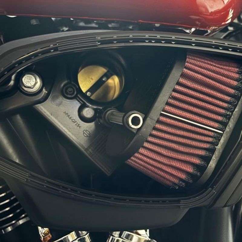 Screamin Eagle High-Flow Air Filter And Air Cleaner Trim