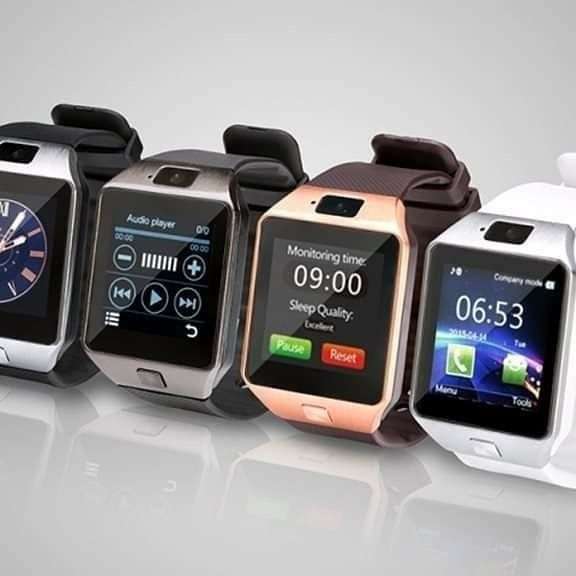 DZ09 Smartwatch with SIM card and SD card slot - Silver