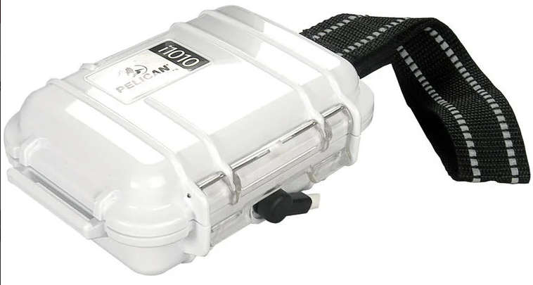 Pelican i1010 iPod Case - White