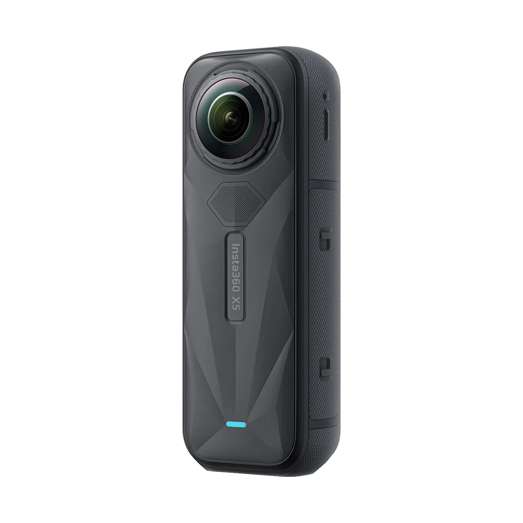 INSTA360 - X5 - MOTORCYCLE BUNDLE - INCLUDES 128GB MEMORY CARD & MOTORYCLE MOUNT KIT