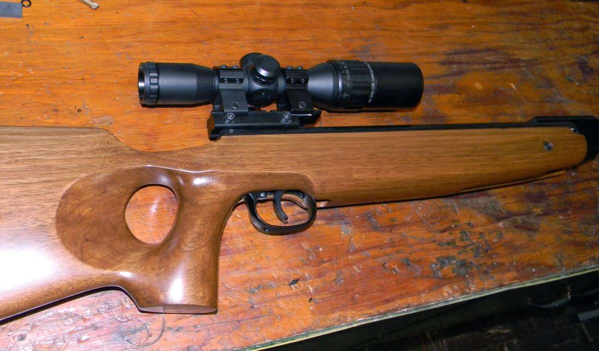 BAM 26-2 HIGH POWERED AIR RIFLE. 1150 - 1250 FPS