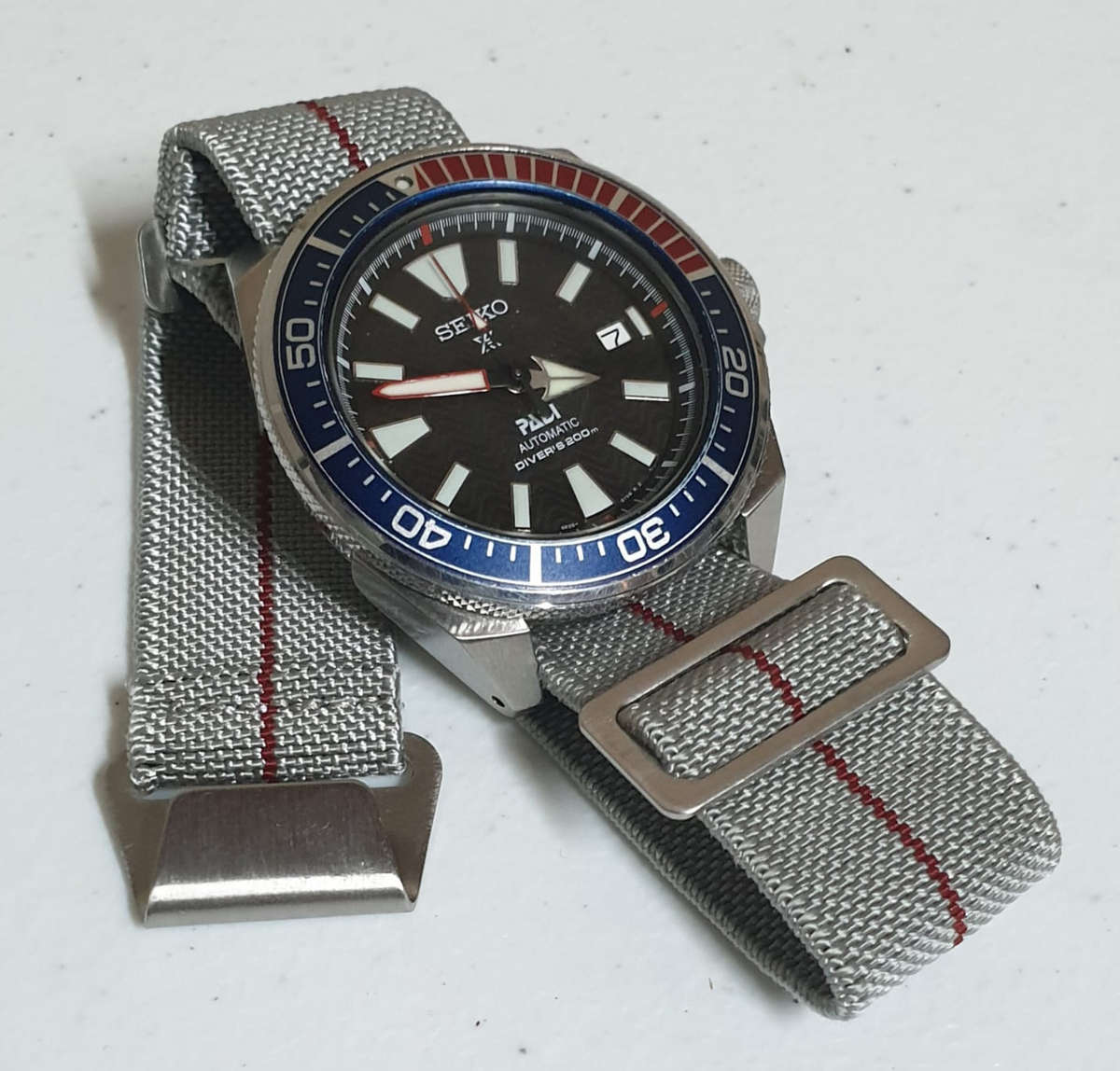 22mm Paratrooper Watch Strap Grey/Red