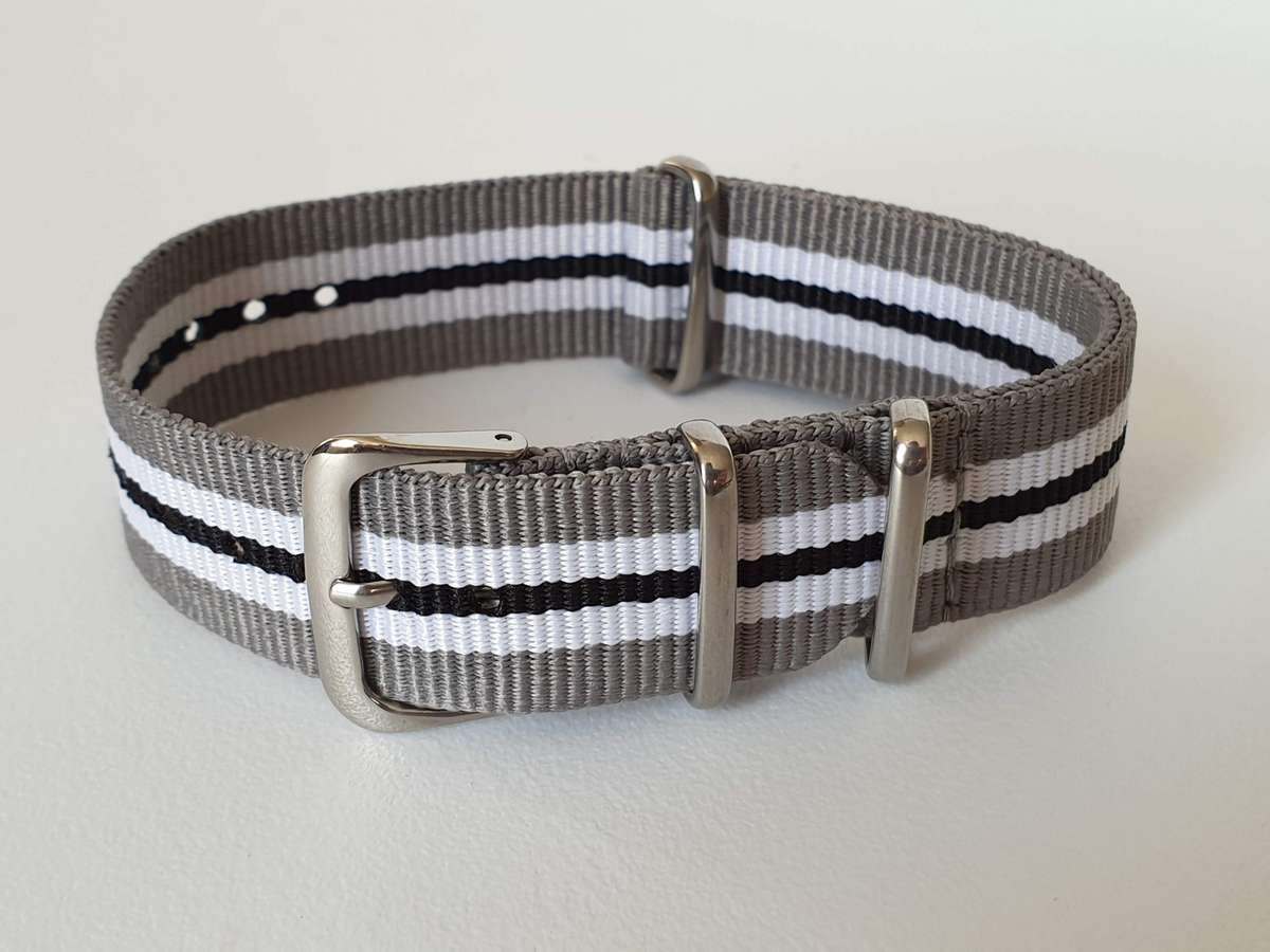 20mm Nato Watch Strap Grey/White/Black (5-Stripe)