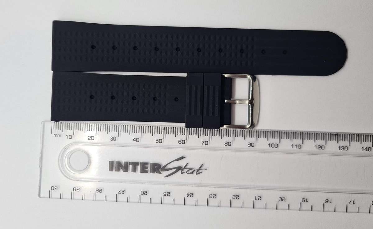 22mm Silicone Waffle Strap Black