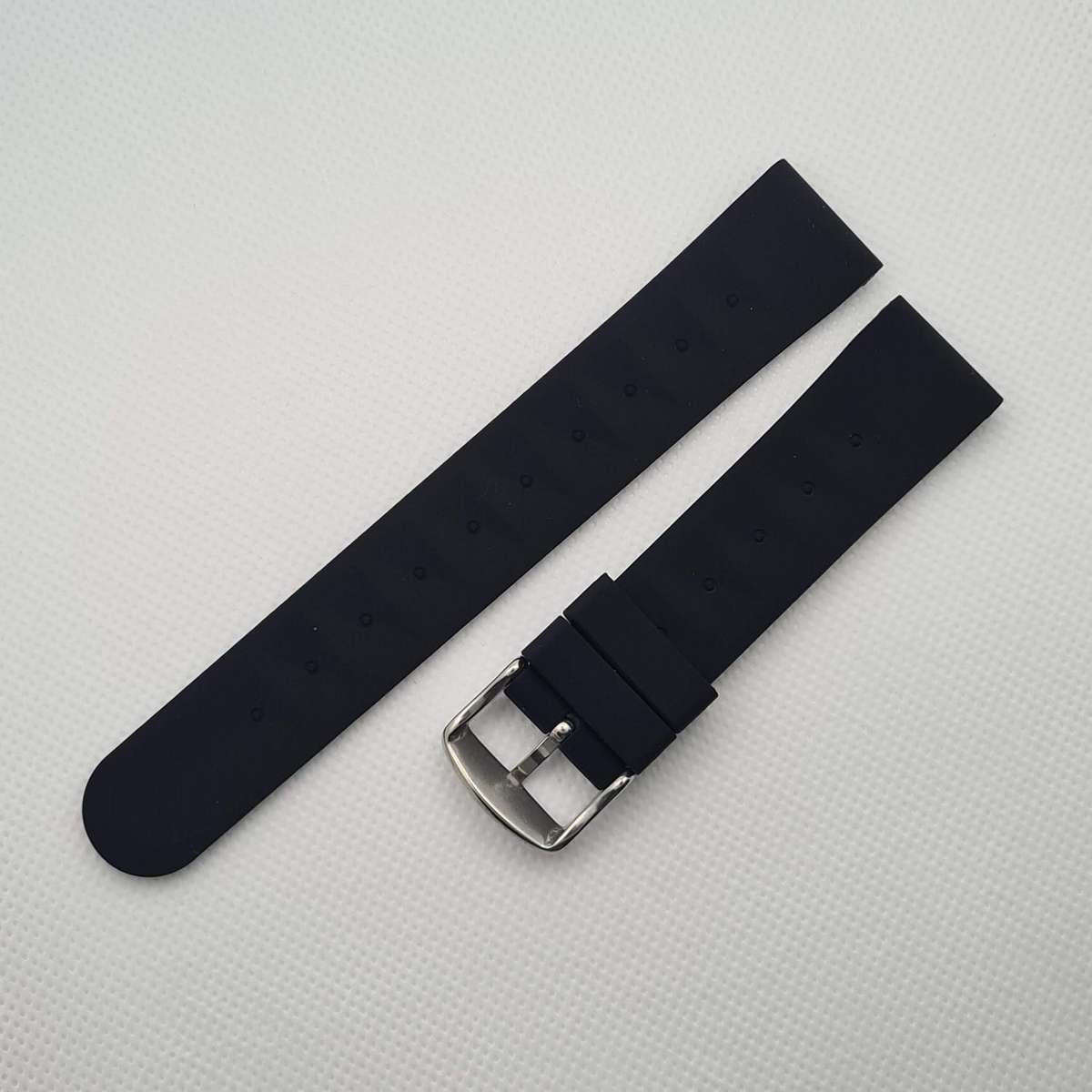 22mm Silicone Waffle Strap Black