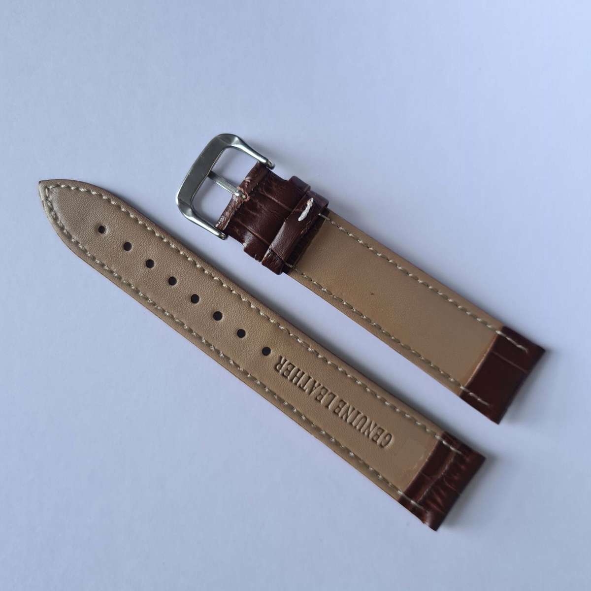 24mm Crocodile Pattern PU Leather Strap Brown (White Stitches)