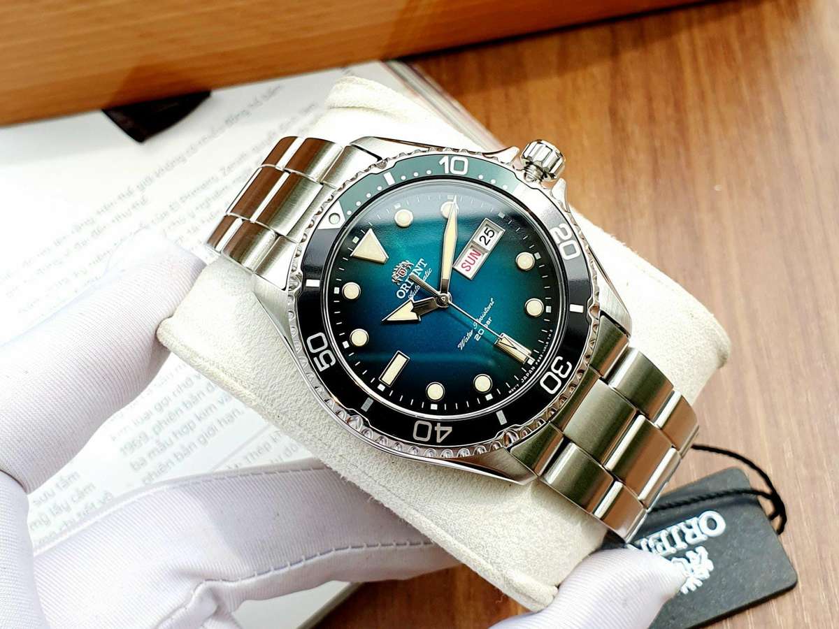 Orient Kamasu II Automatic Dive Watch 200M (RA-AA0811E39B)