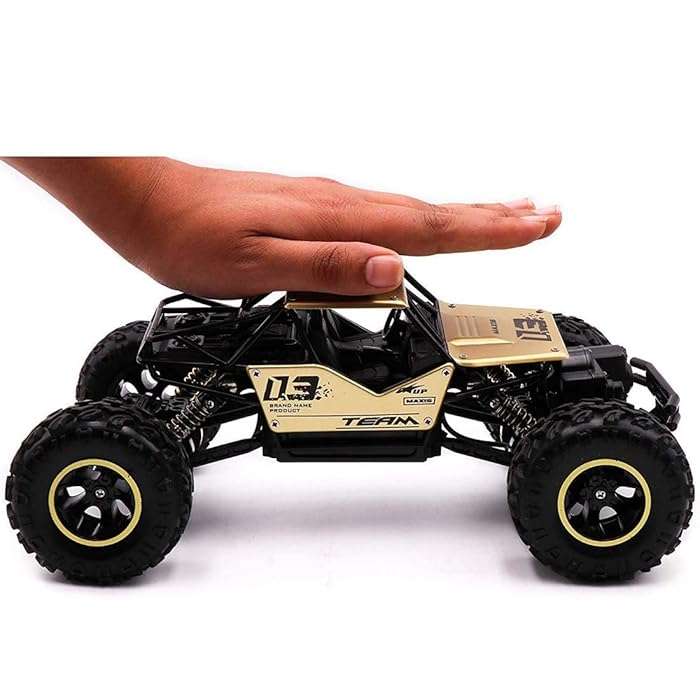 SVE 1:16 Rechargeable Rock Crawling 4WD 2.4 Ghz 4x4 Rally Car Remote Control Monster Truck - Gold