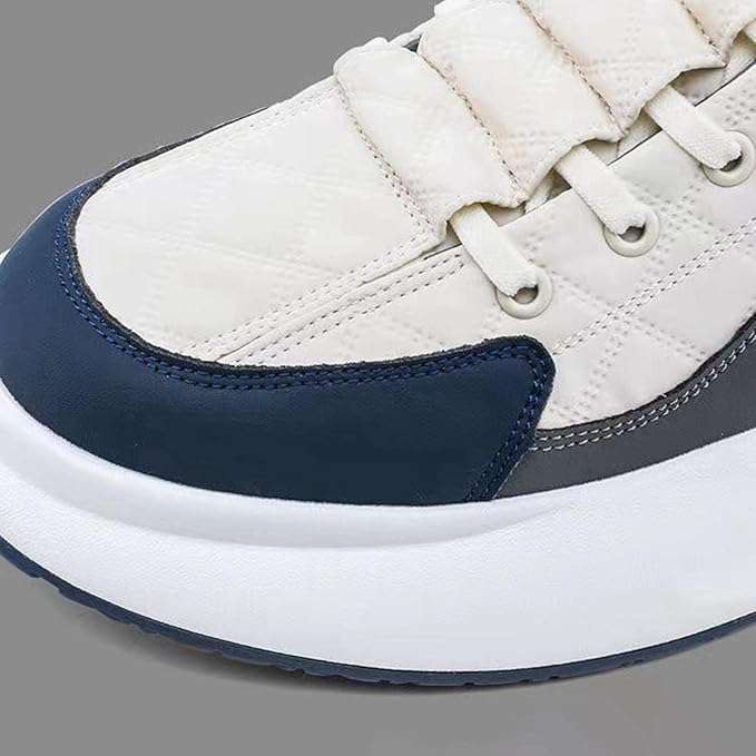RUE 21 Sneaker